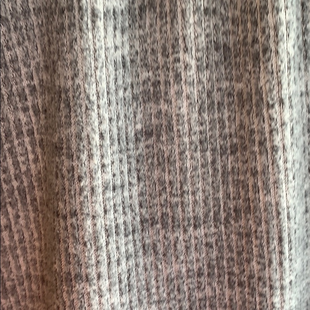 Grey Pencil Skirt - Picture 2 of 5